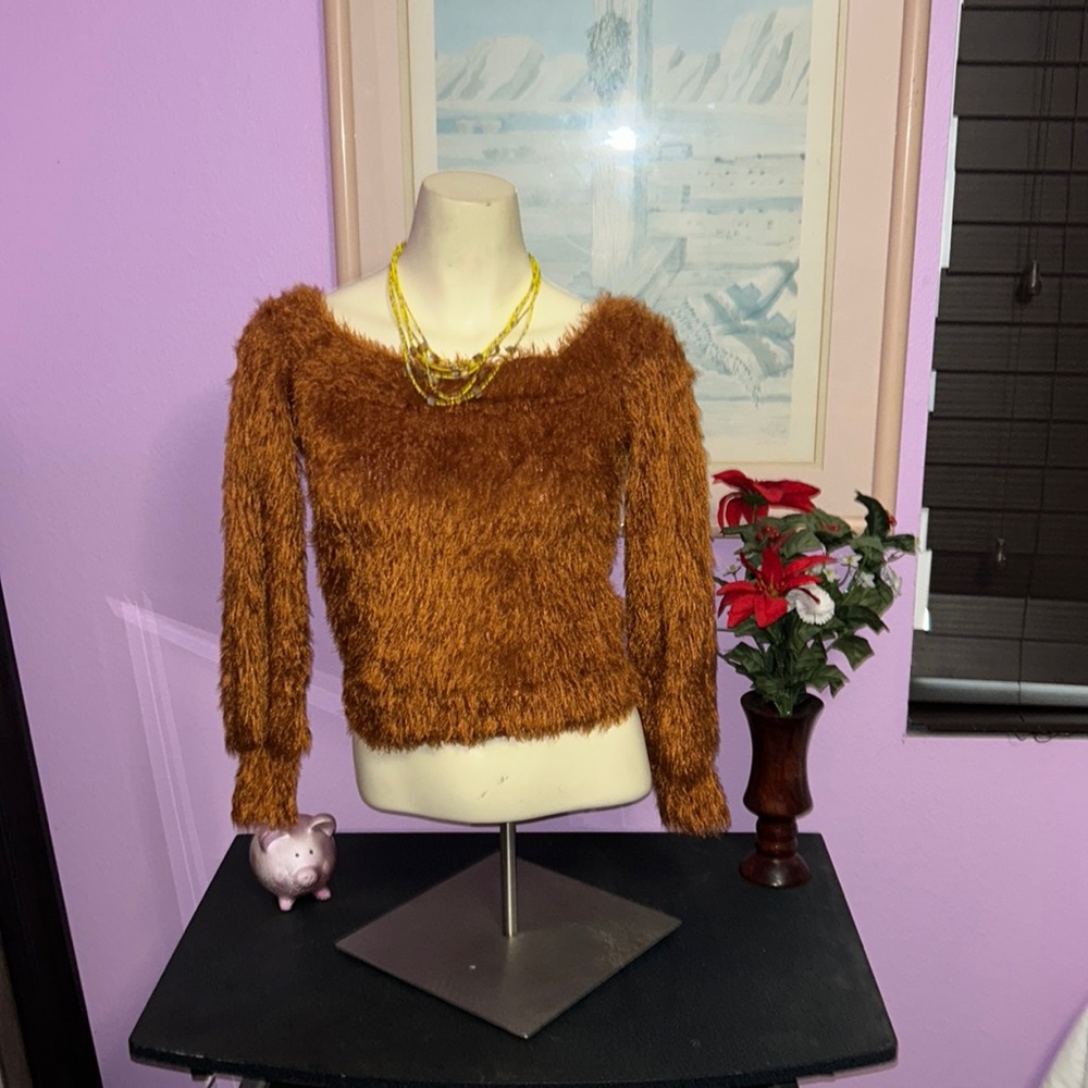 Windsor Cropped furry/fuzzy sweater - small size